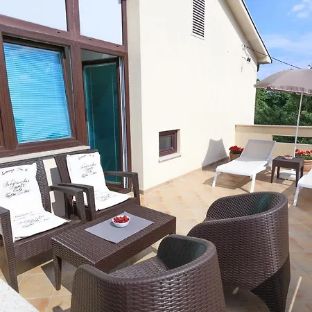 Ravan * Cernik (Primorje-Gorski Kotar)